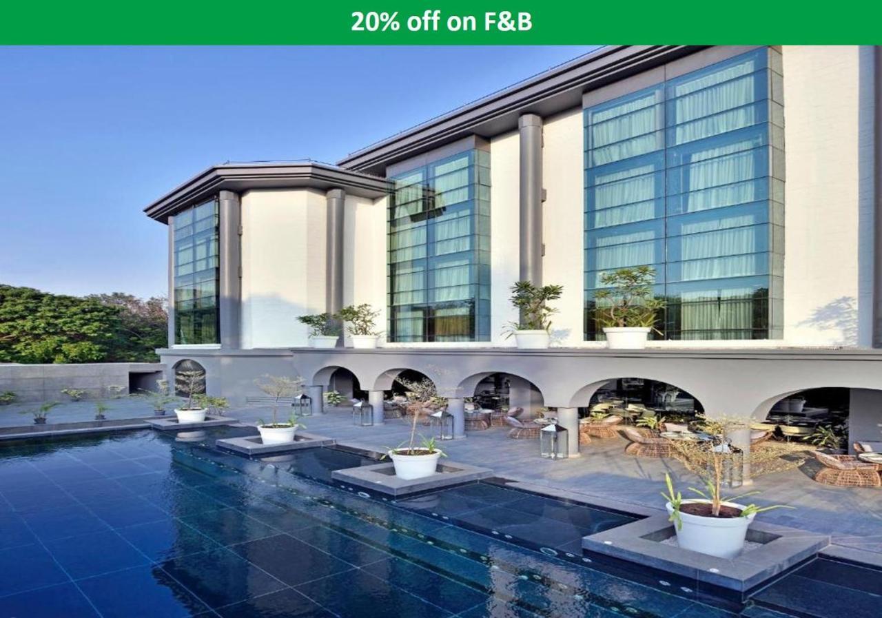 Radisson Blu Atria Bengaluru Hotel Екстериор снимка The Park, New Delhi